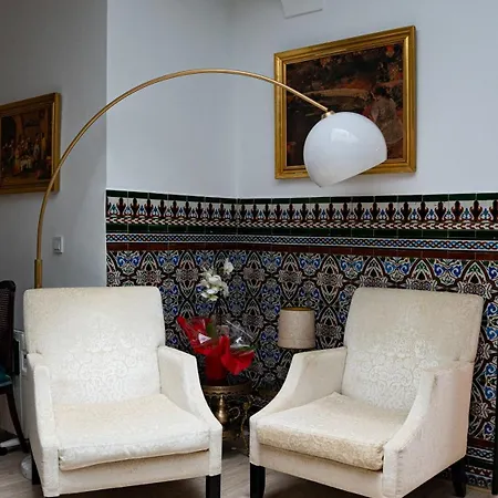 Palacete Barsanz Homestay *